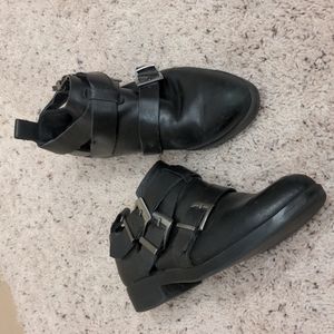 Women sz 5 36 Zara basics collection black strap buckle booties ankle peep hole